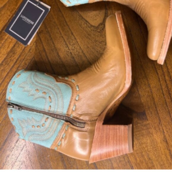 Lucchese Shoes - new Lucchese Ash LEATHER Boots (251)